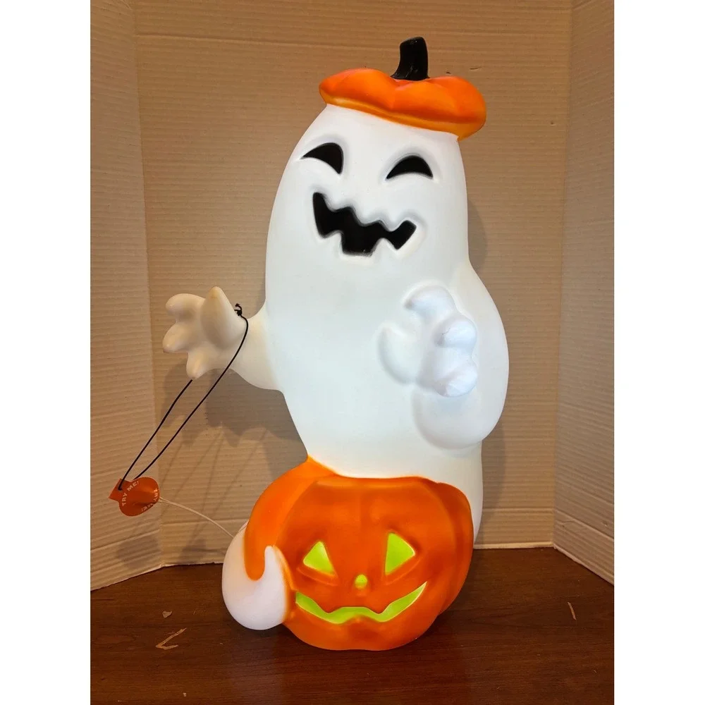 Target Halloween Ghost Blow Mold Light Up Pumpkin Hat Decor 23 Inch 240-43-2967